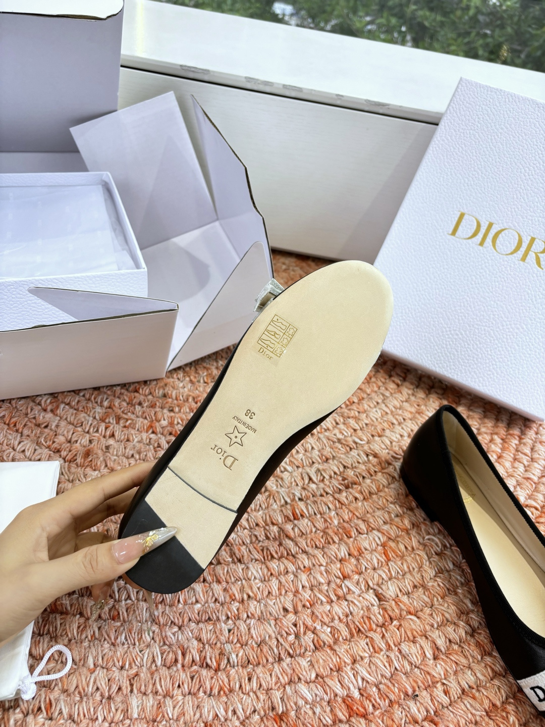 🌾G269所见即所得Dior迪奥2026春夏新款圆头玛丽珍平底单鞋鞋头CD扣装饰彰显品牌标志⚡满满的女人