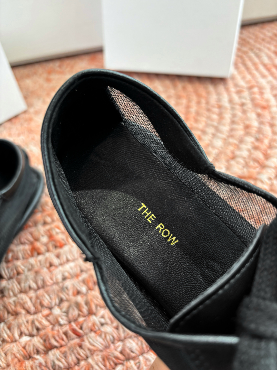 🌾G679所见即所得the ro*真皮圆头极简凉鞋真的是史上我穿过最最舒服的款式网纱玛丽珍乐福鞋太柔软啦