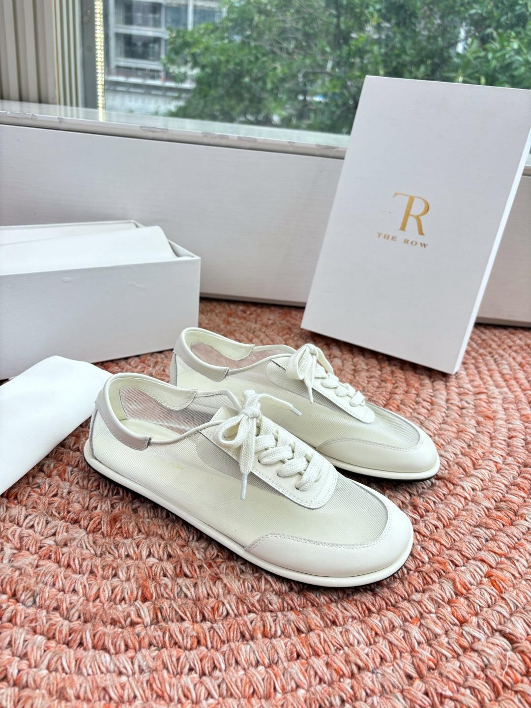 🌾G679所见即所得the ro*真皮圆头极简凉鞋真的是史上我穿过最最舒服的款式网纱玛丽珍乐福鞋太柔软啦