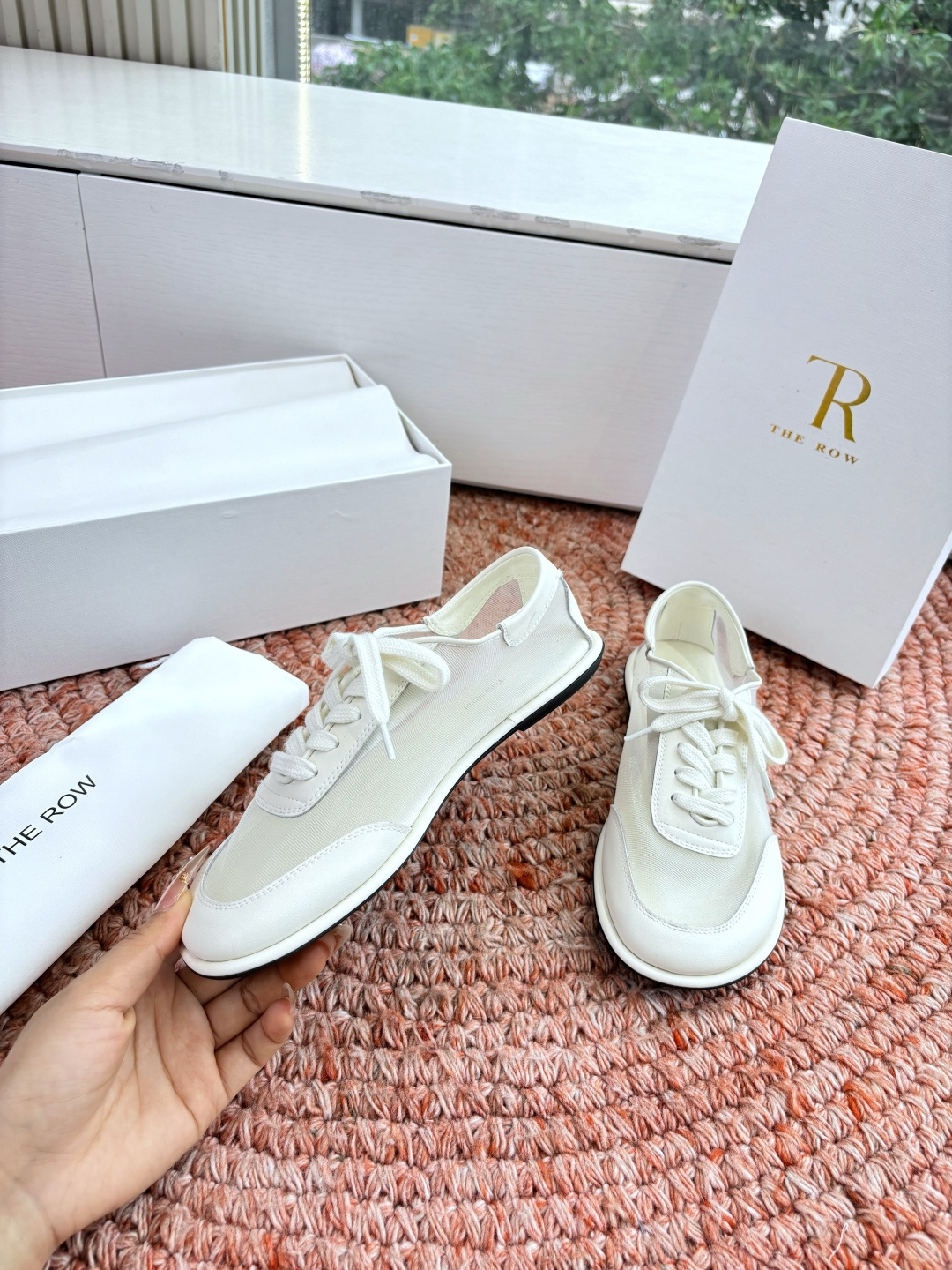 🌾G679所见即所得the ro*真皮圆头极简凉鞋真的是史上我穿过最最舒服的款式网纱玛丽珍乐福鞋太柔软啦