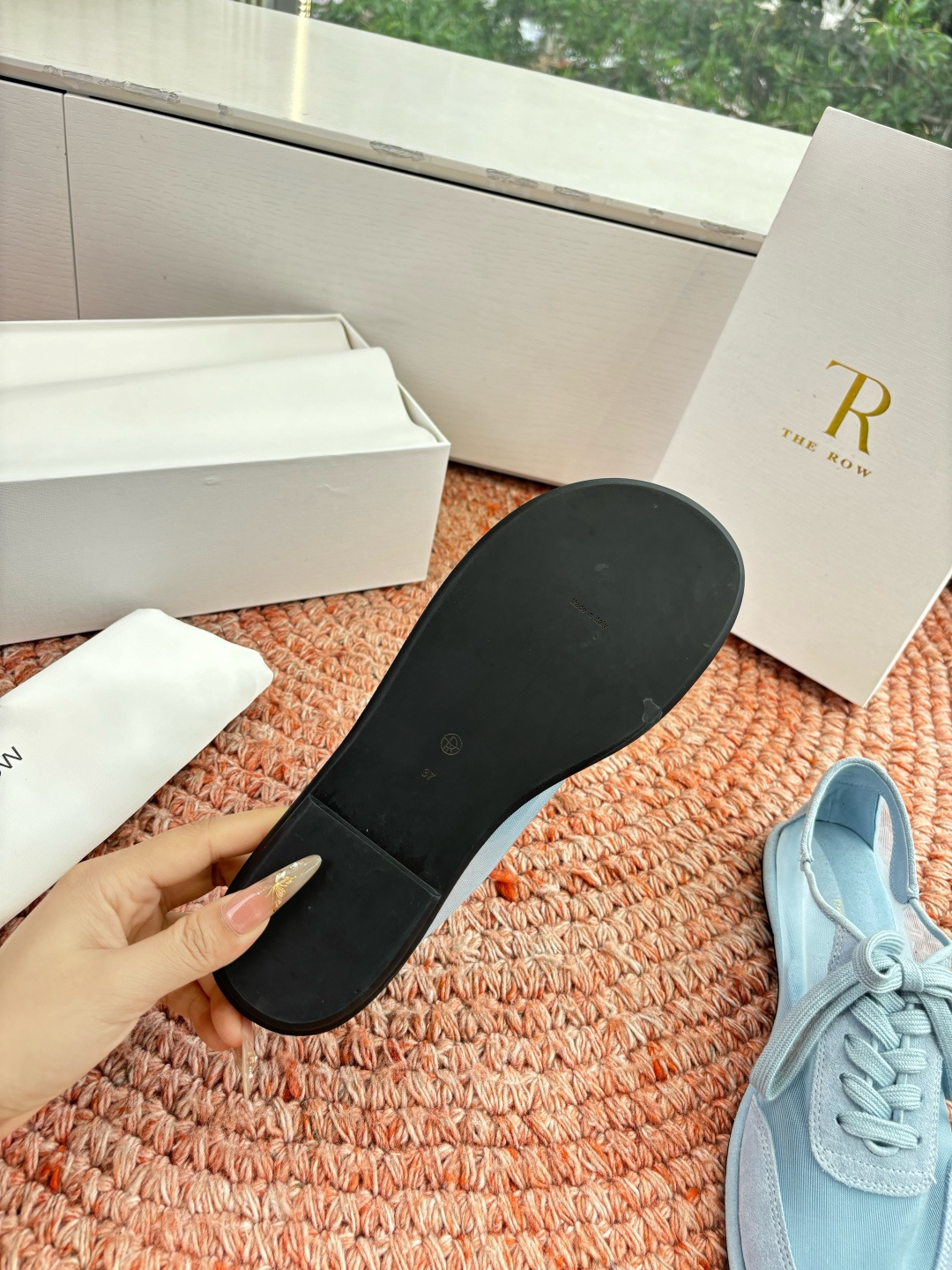 🌾G679所见即所得the ro*真皮圆头极简凉鞋真的是史上我穿过最最舒服的款式网纱玛丽珍乐福鞋太柔软啦