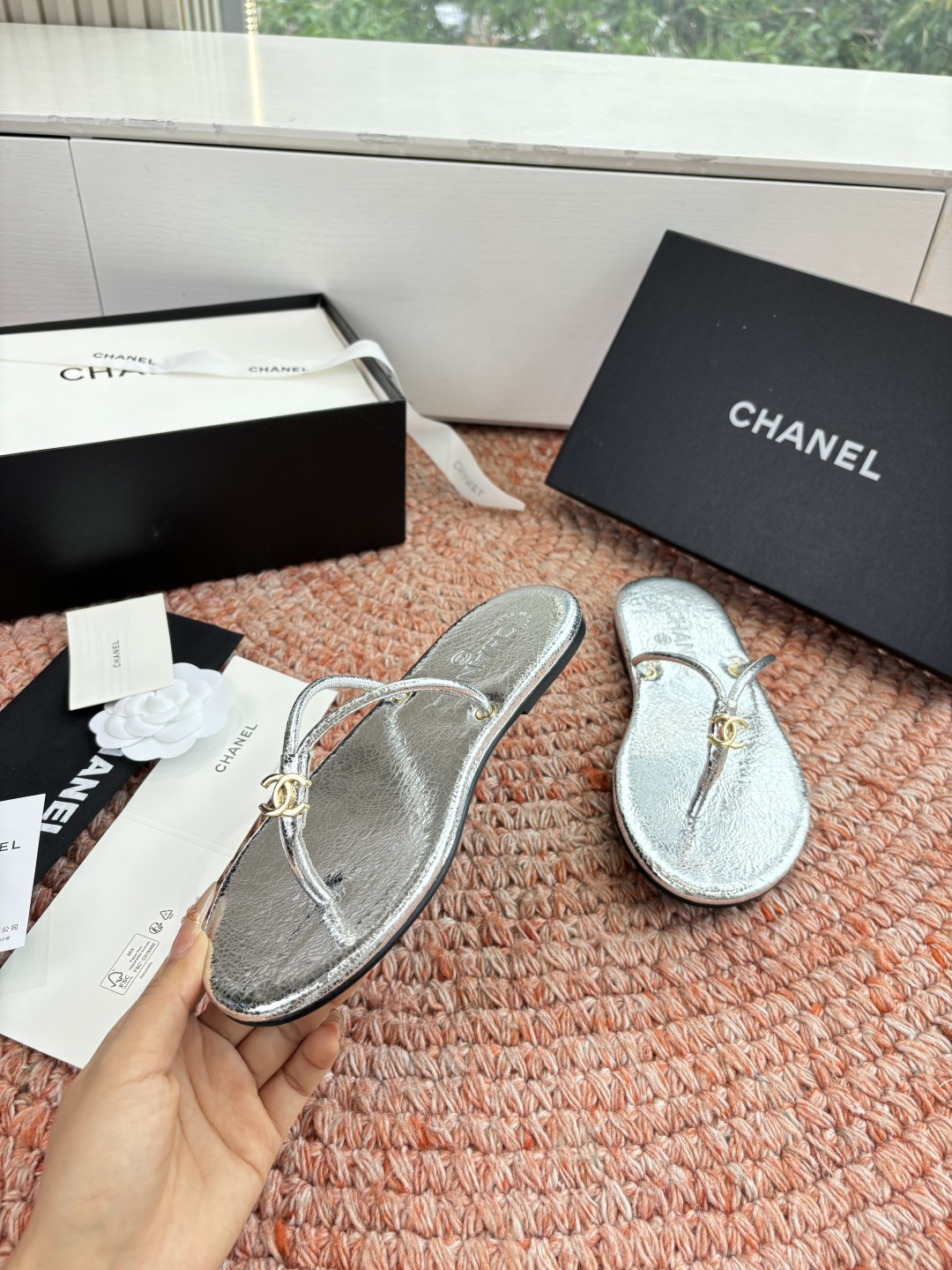🌾G238😀顶级品质CHANE*｜小香2026走秀款夹脚拖鞋如果说季节有味道春夏应该是香香甜甜的人儿也跟