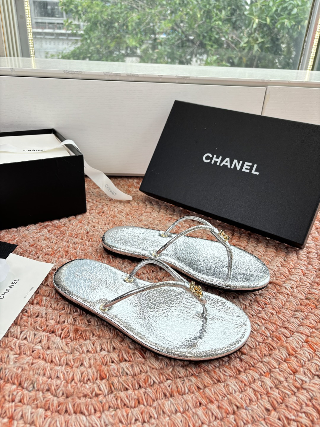 🌾G238😀顶级品质CHANE*｜小香2026走秀款夹脚拖鞋如果说季节有味道春夏应该是香香甜甜的人儿也跟