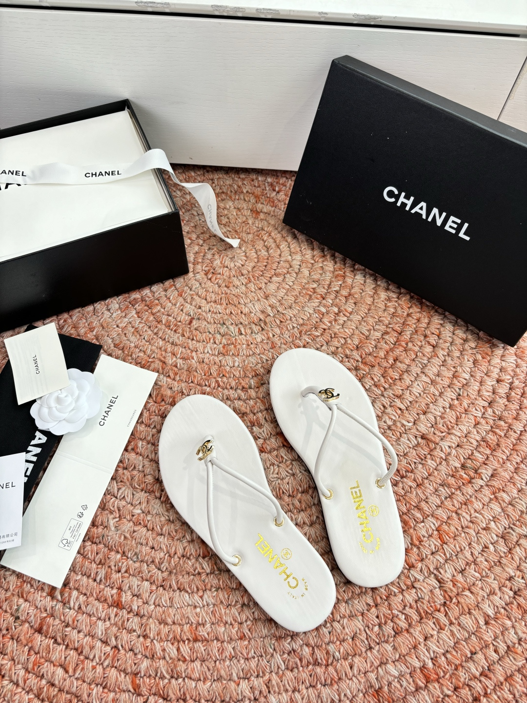 🌾G238😀顶级品质CHANE*｜小香2026走秀款夹脚拖鞋如果说季节有味道春夏应该是香香甜甜的人儿也跟