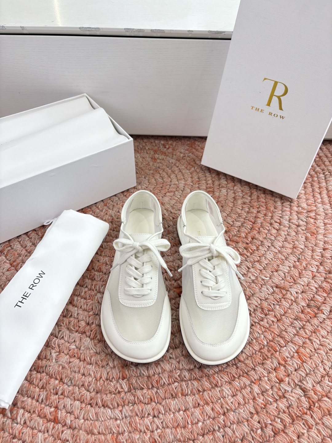 🌾G679所见即所得the ro*真皮圆头极简凉鞋真的是史上我穿过最最舒服的款式网纱玛丽珍乐福鞋太柔软啦