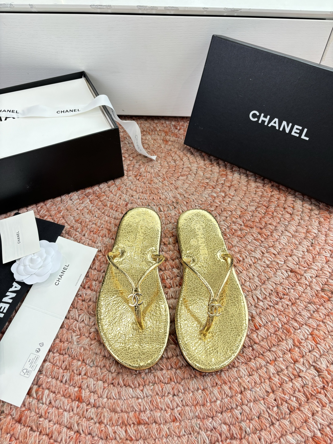 🌾G238😀顶级品质CHANE*｜小香2026走秀款夹脚拖鞋如果说季节有味道春夏应该是香香甜甜的人儿也跟