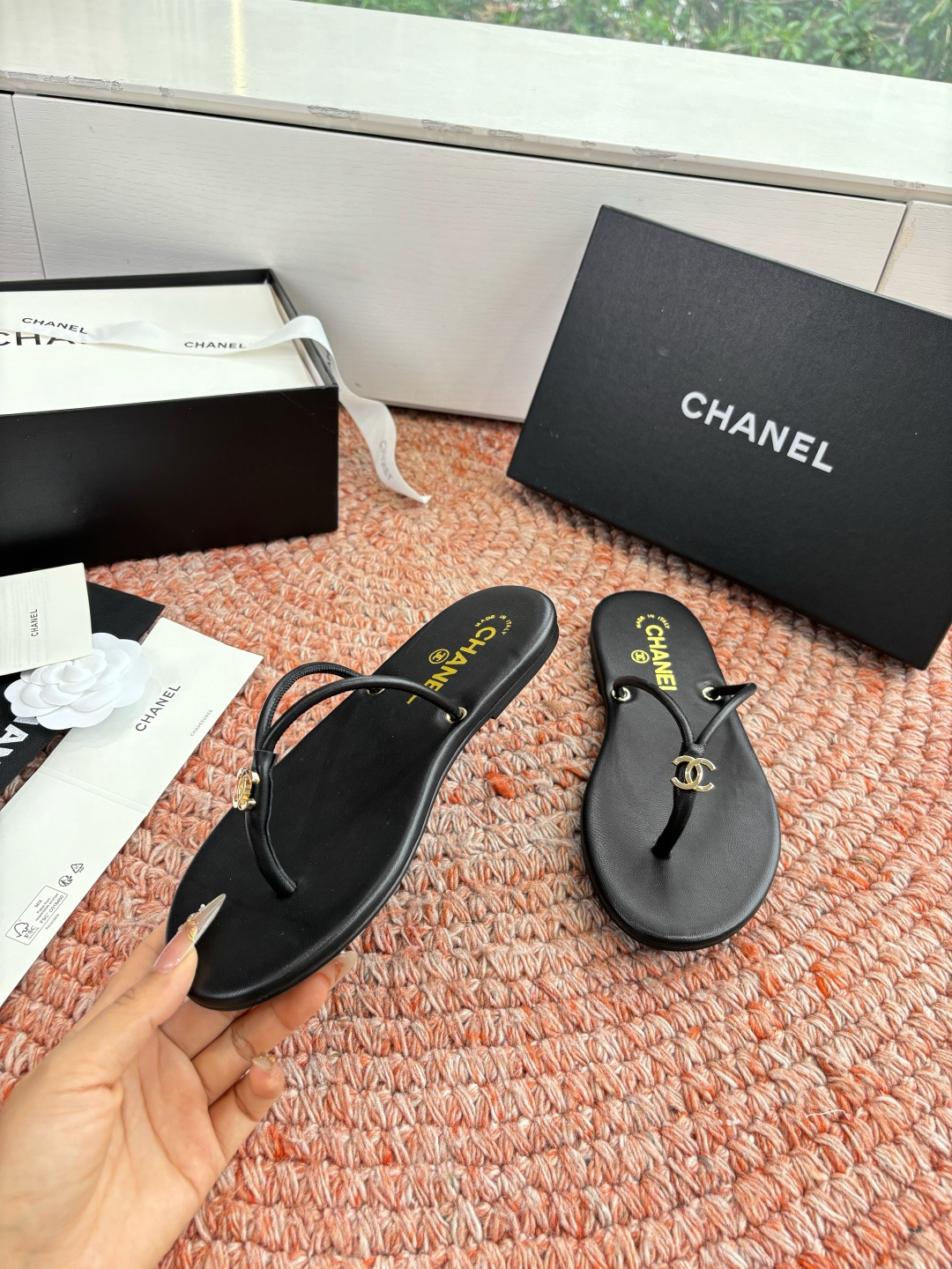 🌾G238😀顶级品质CHANE*｜小香2026走秀款夹脚拖鞋如果说季节有味道春夏应该是香香甜甜的人儿也跟