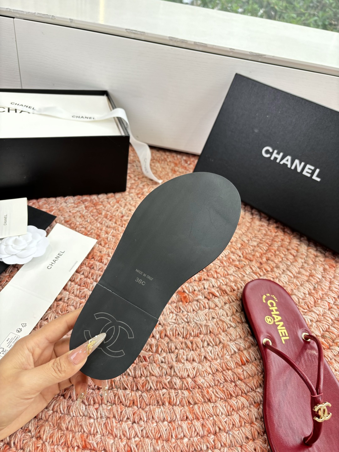 🌾G238😀顶级品质CHANE*｜小香2026走秀款夹脚拖鞋如果说季节有味道春夏应该是香香甜甜的人儿也跟