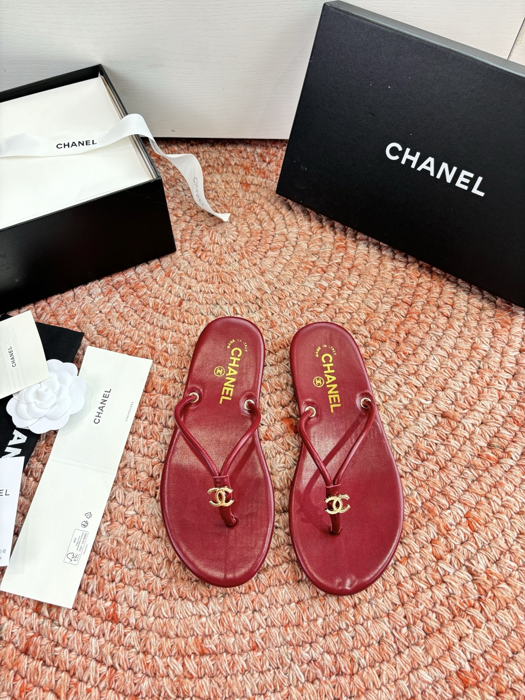 🌾G238😀顶级品质CHANE*｜小香2026走秀款夹脚拖鞋如果说季节有味道春夏应该是香香甜甜的人儿也跟