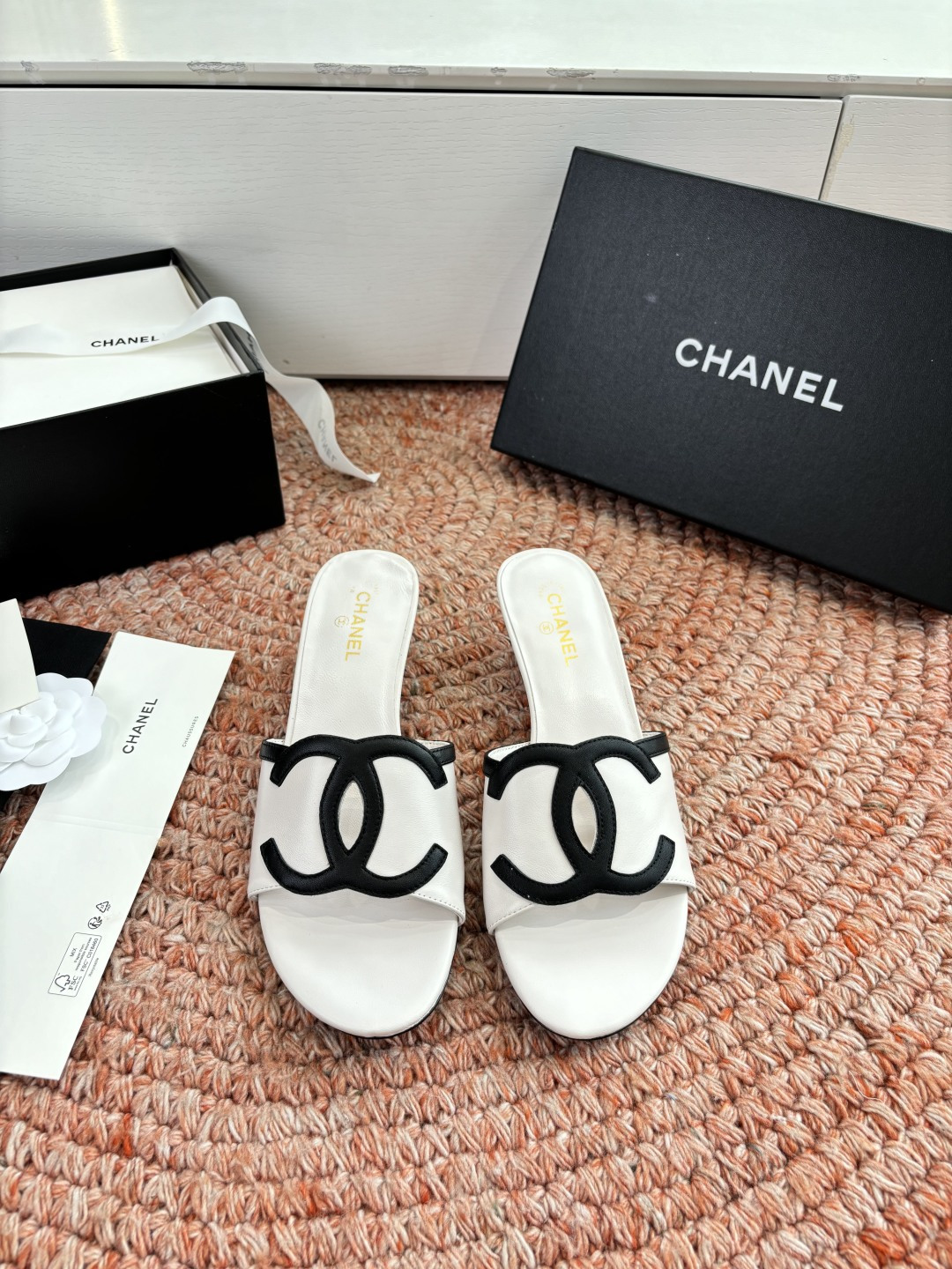 🌾G238😀顶级品质CHANE*｜小香2026走秀款猫跟双C如果说季节有味道春夏应该是香香甜甜的人儿也跟