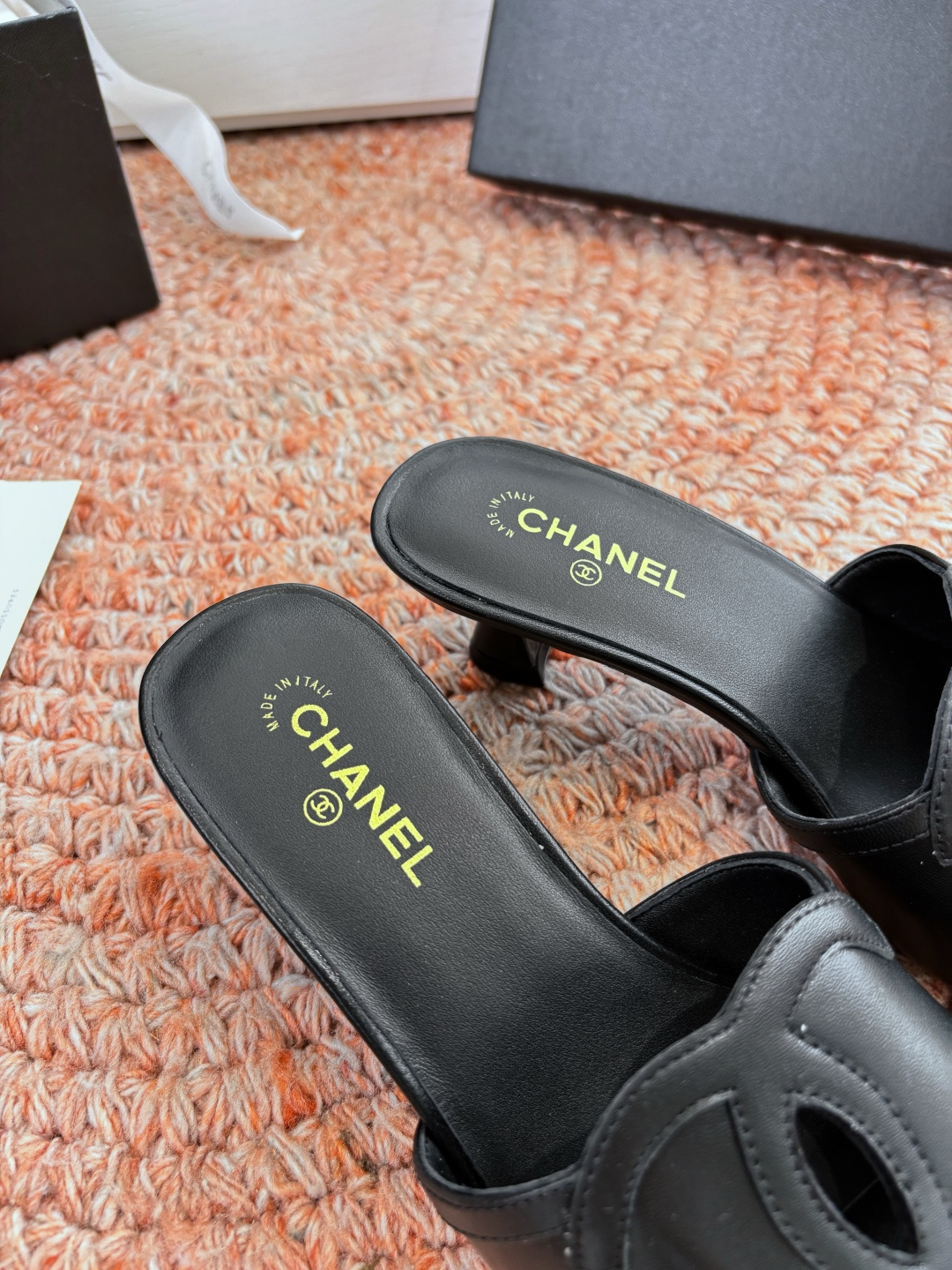 🌾G238😀顶级品质CHANE*｜小香2026走秀款猫跟双C如果说季节有味道春夏应该是香香甜甜的人儿也跟