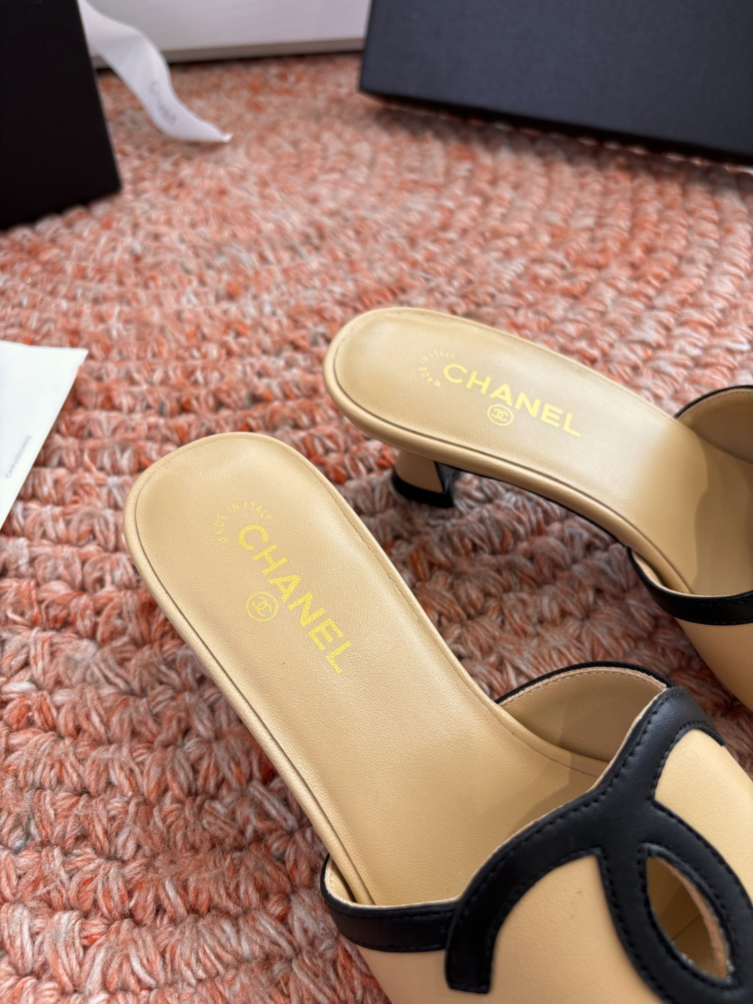 🌾G238😀顶级品质CHANE*｜小香2026走秀款猫跟双C如果说季节有味道春夏应该是香香甜甜的人儿也跟