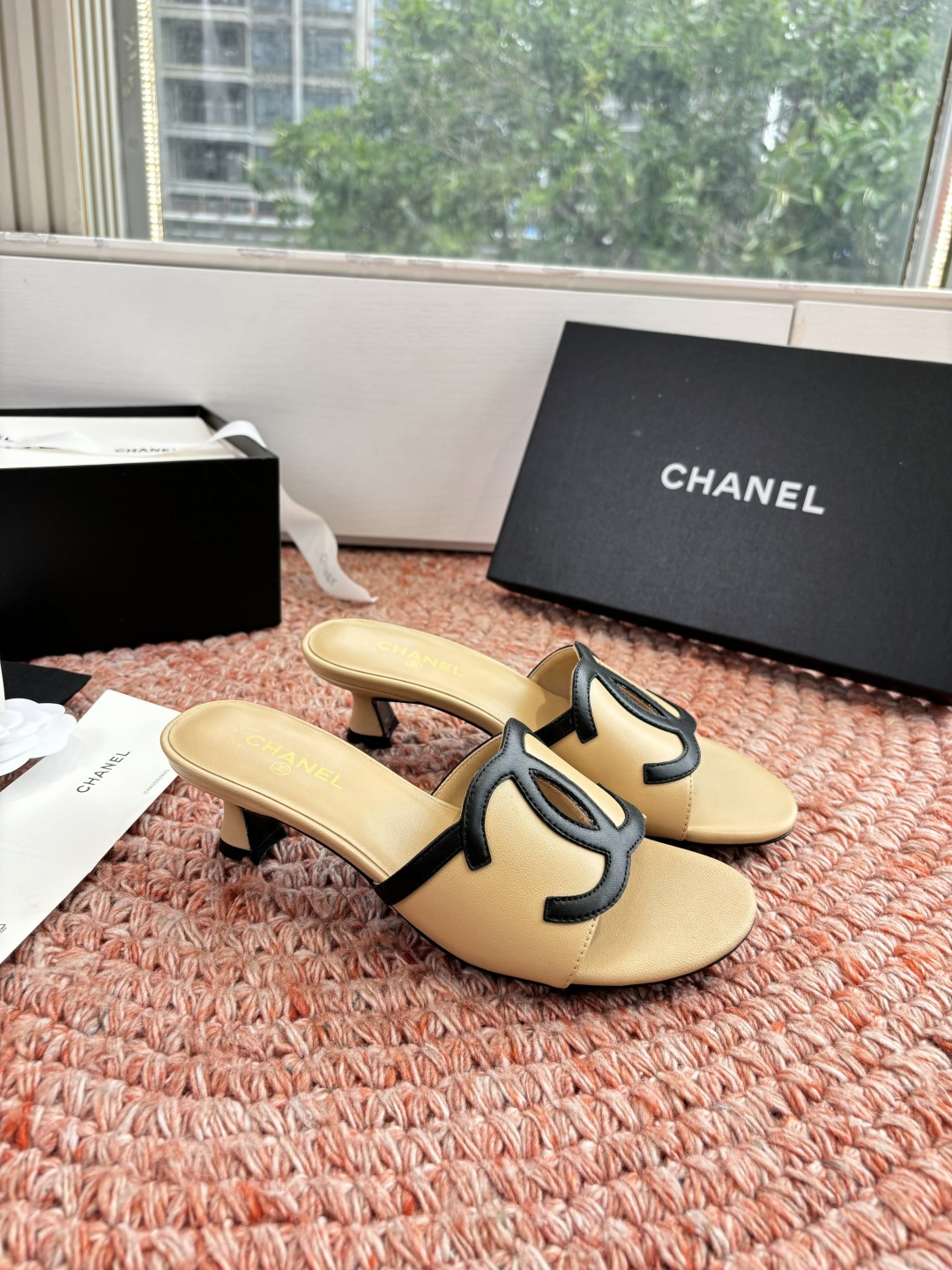 🌾G238😀顶级品质CHANE*｜小香2026走秀款猫跟双C如果说季节有味道春夏应该是香香甜甜的人儿也跟