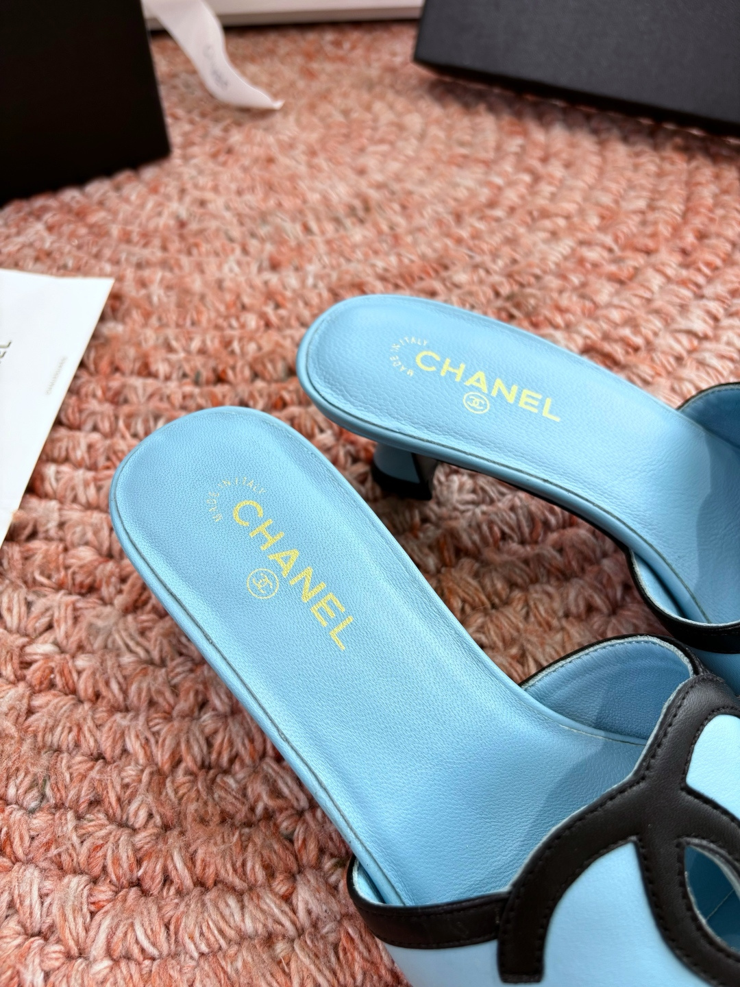 🌾G238😀顶级品质CHANE*｜小香2026走秀款猫跟双C如果说季节有味道春夏应该是香香甜甜的人儿也跟