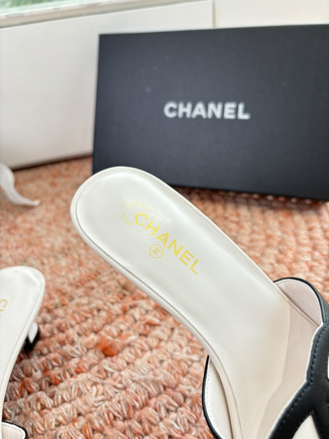 🌾G238😀顶级品质CHANE*｜小香2026走秀款猫跟双C如果说季节有味道春夏应该是香香甜甜的人儿也跟