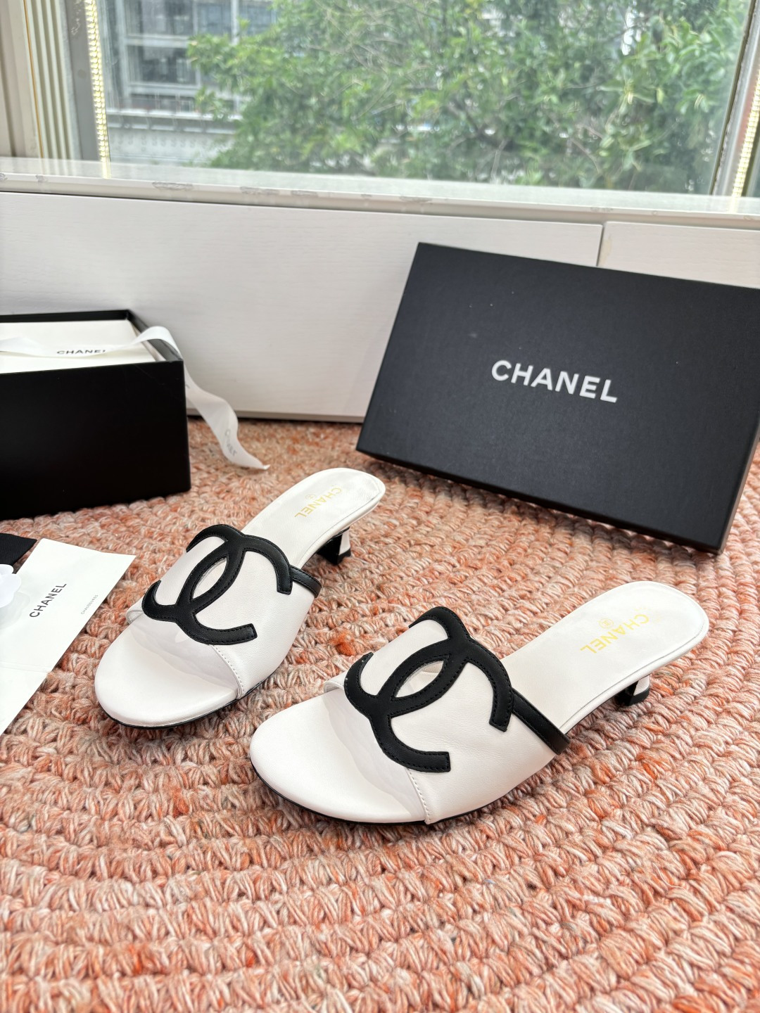 🌾G238😀顶级品质CHANE*｜小香2026走秀款猫跟双C如果说季节有味道春夏应该是香香甜甜的人儿也跟