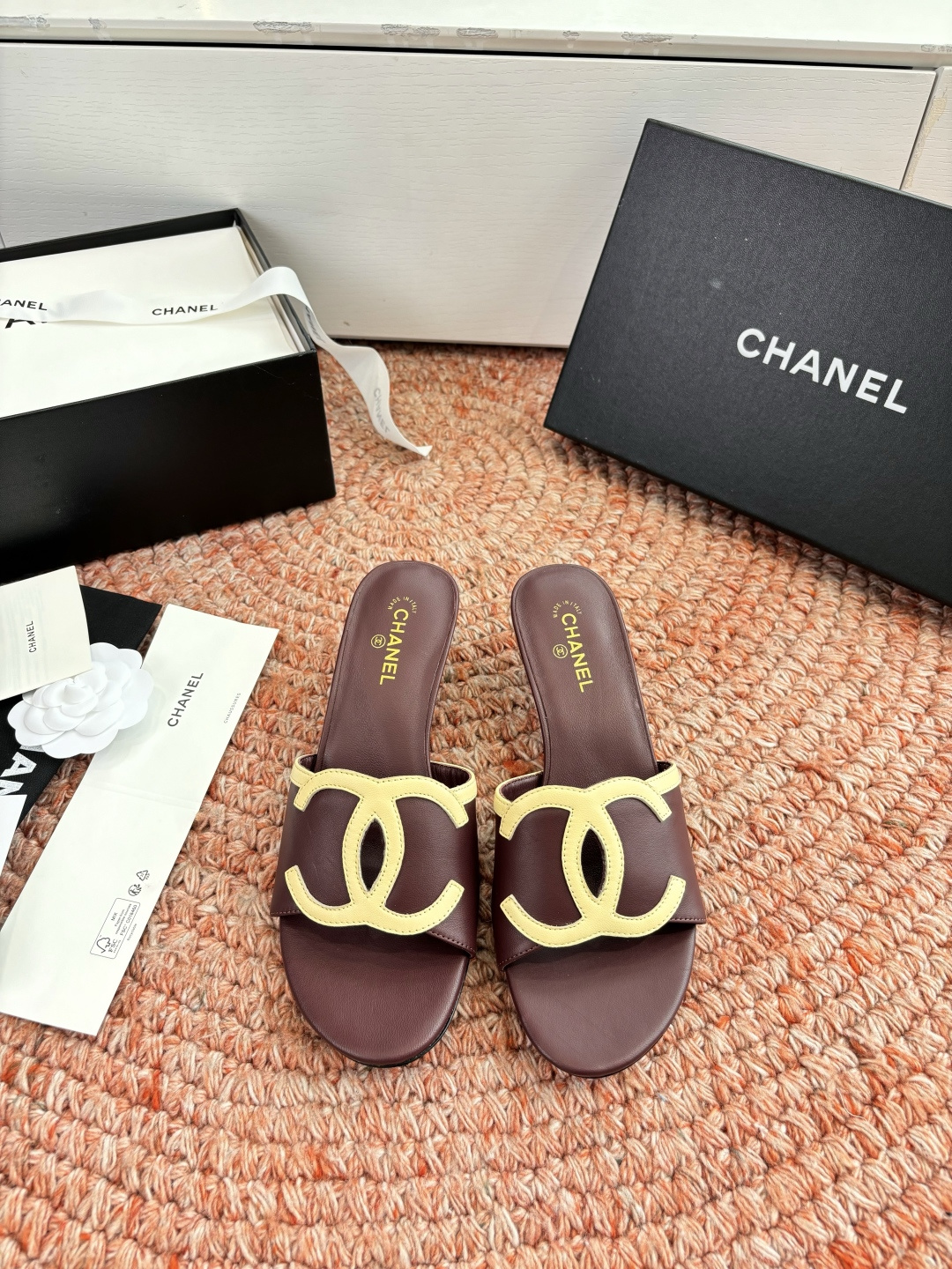 🌾G238😀顶级品质CHANE*｜小香2026走秀款猫跟双C如果说季节有味道春夏应该是香香甜甜的人儿也跟