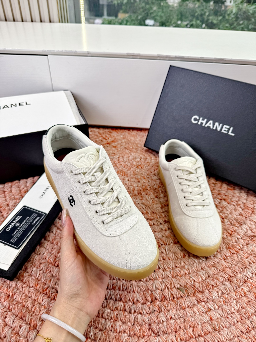 P🌾G059😀所见即所得CHANEL/香奈儿2026新款小香风麂皮圆头熊运动鞋时尚德训鞋休闲鞋面料：进口