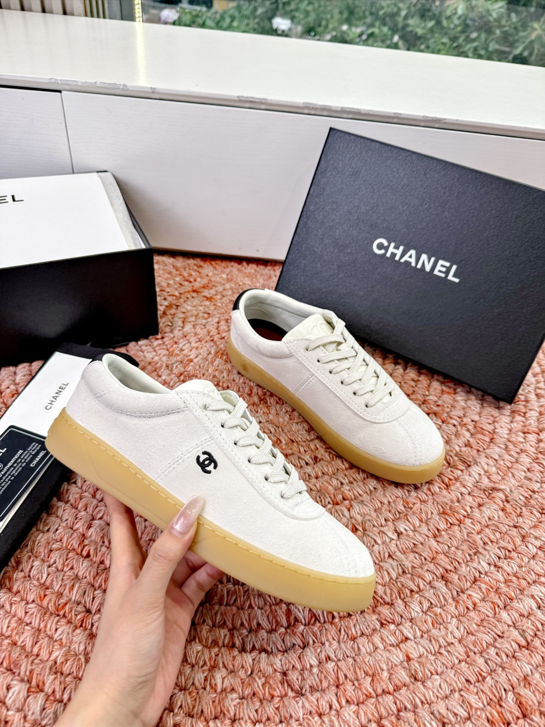 P🌾G059😀所见即所得CHANEL/香奈儿2026新款小香风麂皮圆头熊运动鞋时尚德训鞋休闲鞋面料：进口