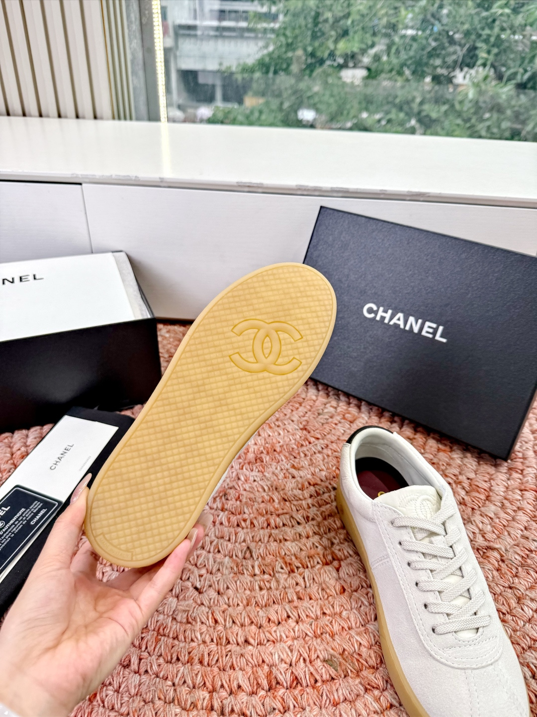 P🌾G059😀所见即所得CHANEL/香奈儿2026新款小香风麂皮圆头熊运动鞋时尚德训鞋休闲鞋面料：进口