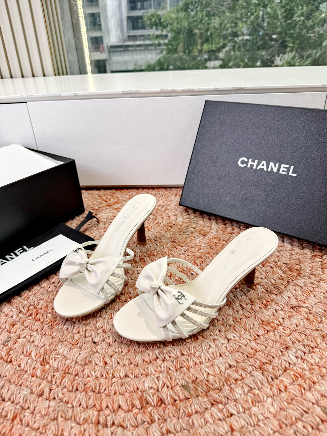 🌾G030😀顶级品质CHANE*｜小香2026走秀款猫跟蝴蝶结尖头高跟鞋如果说季节有味道春夏应该是香香甜