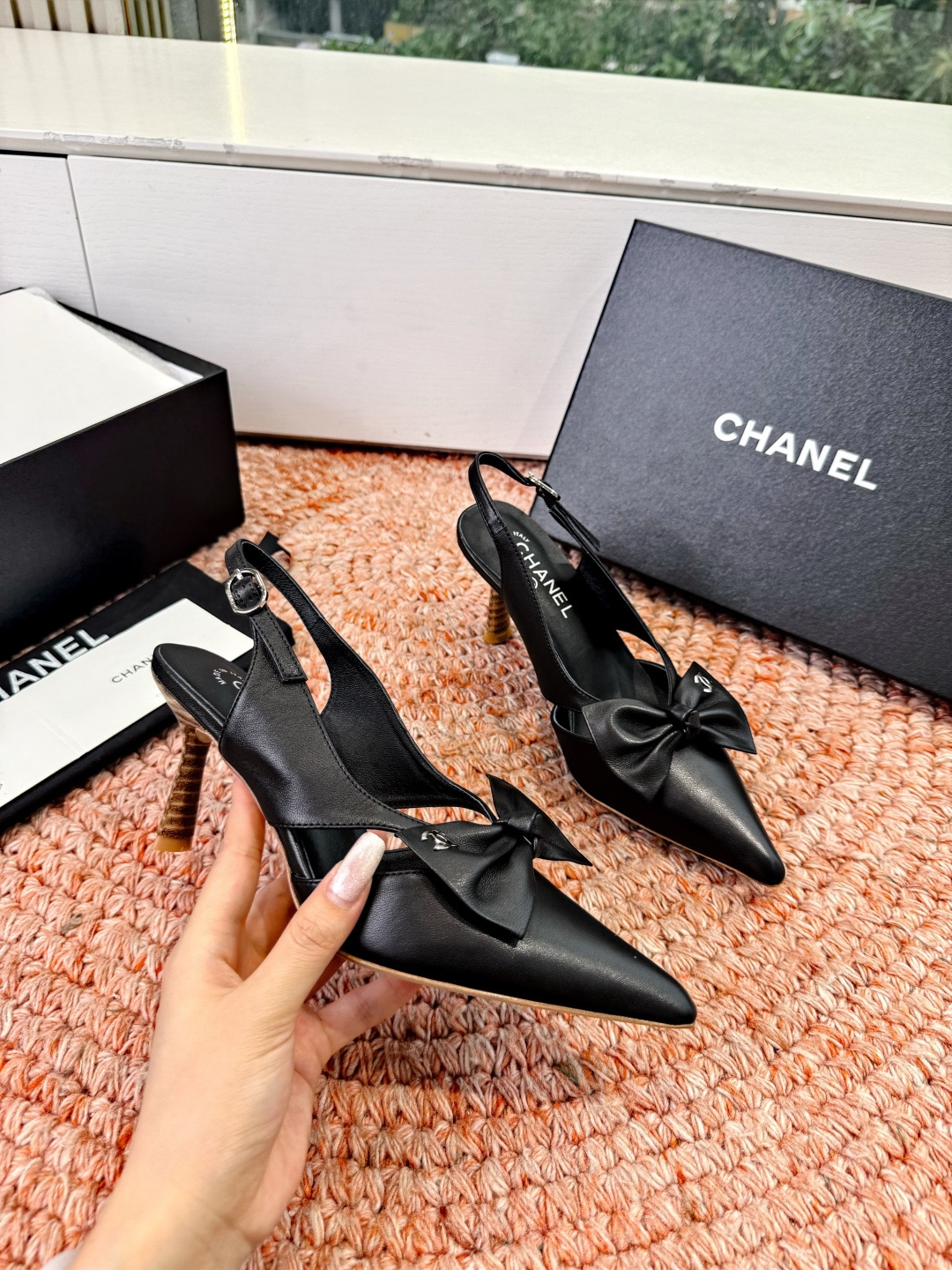 🌾G030😀顶级品质CHANE*｜小香2026走秀款猫跟蝴蝶结尖头高跟鞋如果说季节有味道春夏应该是香香甜