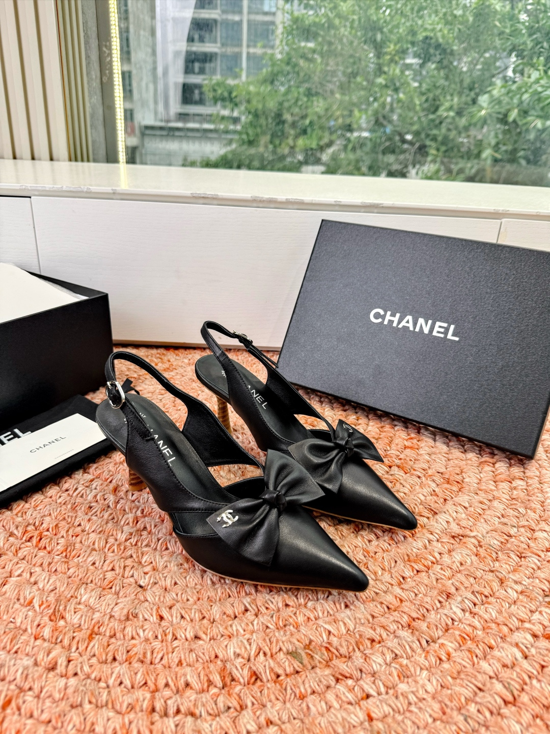 🌾G030😀顶级品质CHANE*｜小香2026走秀款猫跟蝴蝶结尖头高跟鞋如果说季节有味道春夏应该是香香甜