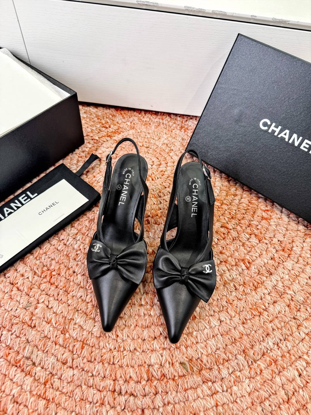 🌾G030😀顶级品质CHANE*｜小香2026走秀款猫跟蝴蝶结尖头高跟鞋如果说季节有味道春夏应该是香香甜