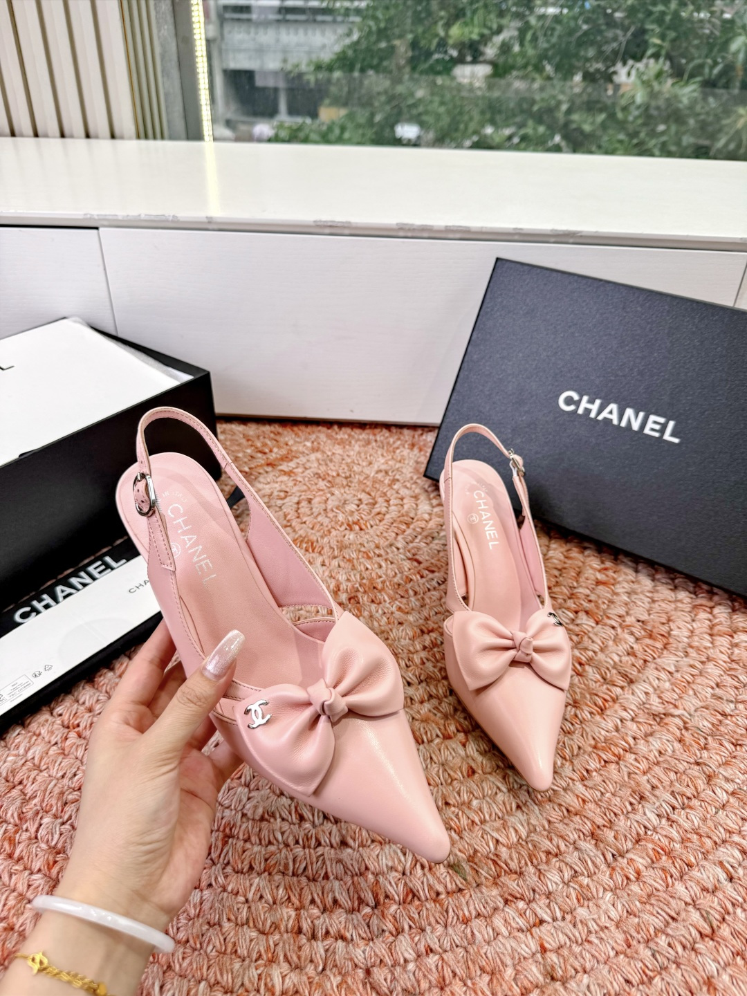 🌾G030😀顶级品质CHANE*｜小香2026走秀款猫跟蝴蝶结尖头高跟鞋如果说季节有味道春夏应该是香香甜