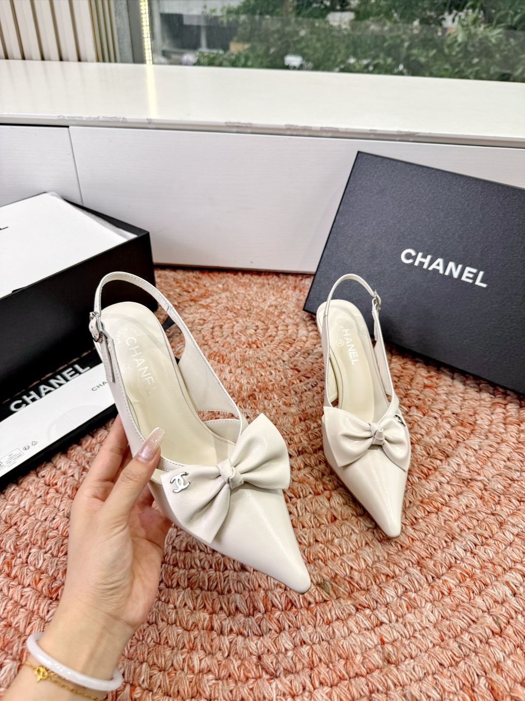 🌾G030😀顶级品质CHANE*｜小香2026走秀款猫跟蝴蝶结尖头高跟鞋如果说季节有味道春夏应该是香香甜