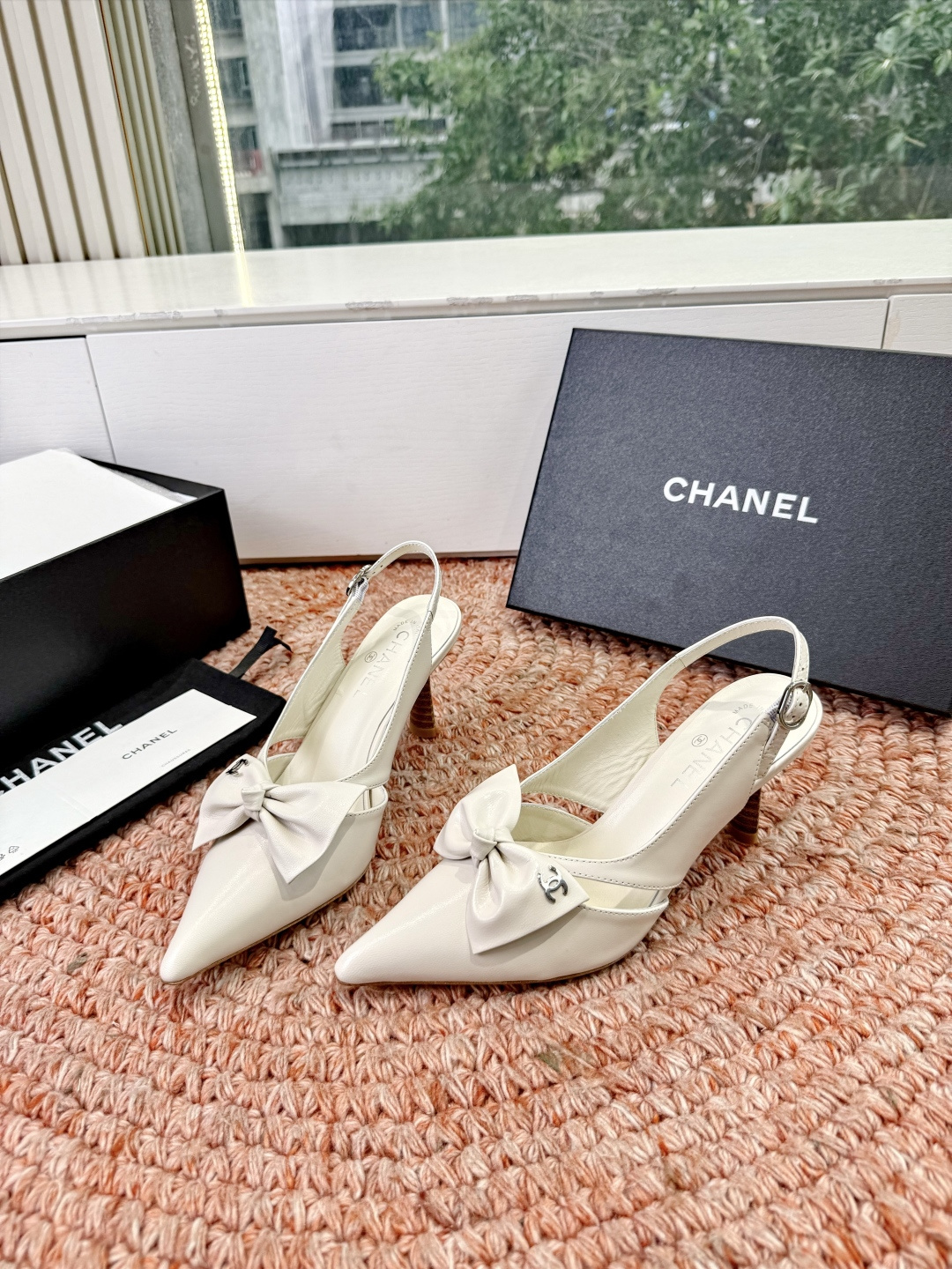 🌾G030😀顶级品质CHANE*｜小香2026走秀款猫跟蝴蝶结尖头高跟鞋如果说季节有味道春夏应该是香香甜