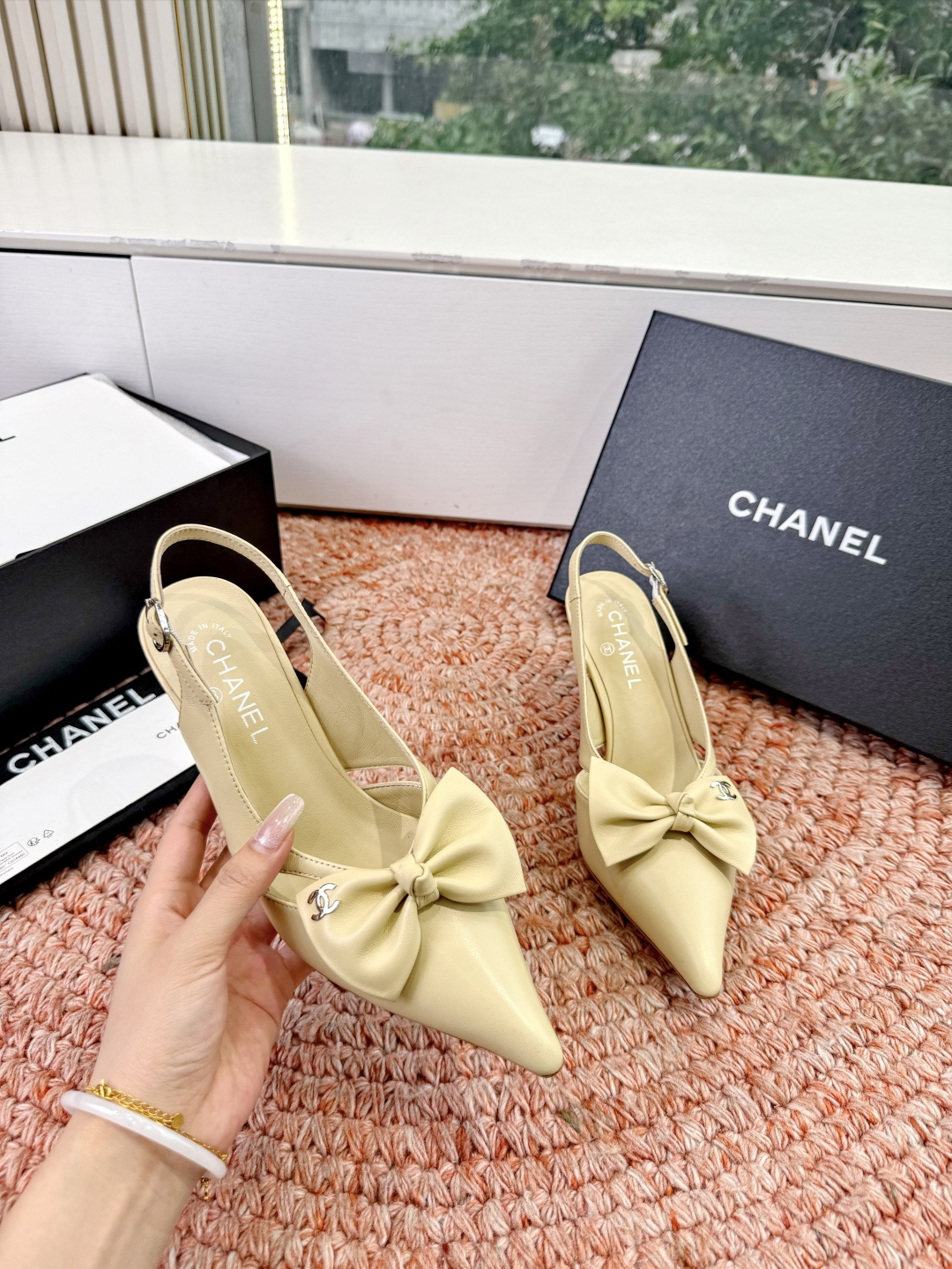 🌾G030😀顶级品质CHANE*｜小香2026走秀款猫跟蝴蝶结尖头高跟鞋如果说季节有味道春夏应该是香香甜