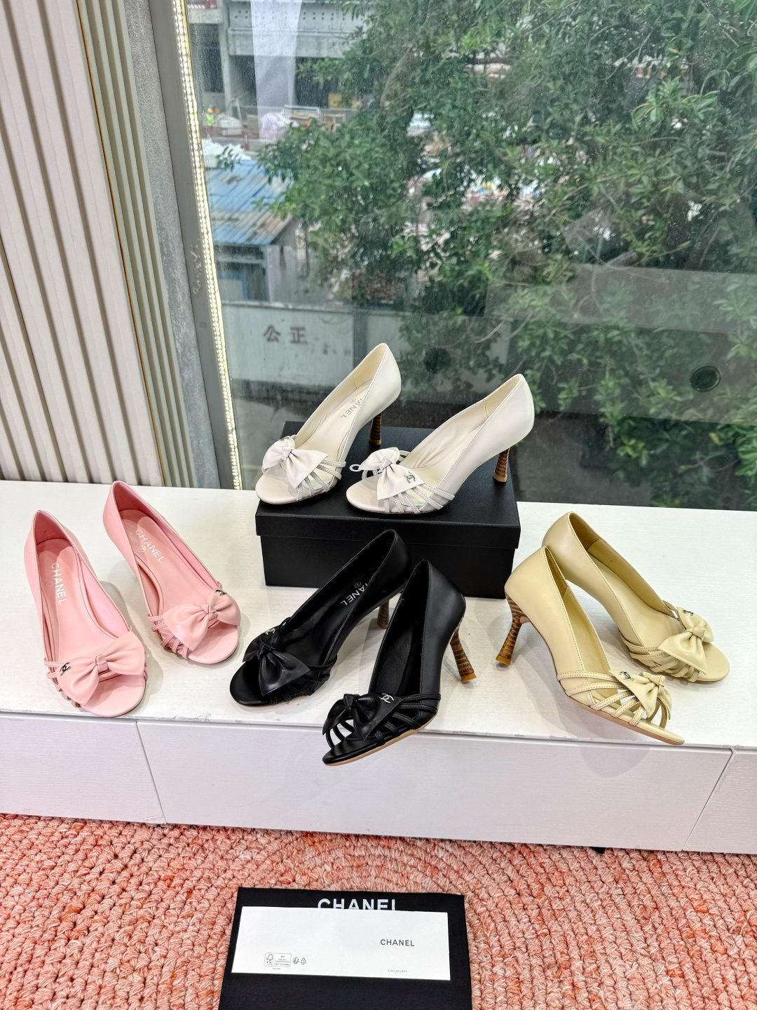 🌾G030😀顶级品质CHANE*｜小香2026走秀款猫跟蝴蝶结圆头高跟鞋凉鞋单鞋如果说季节有味道春夏应该