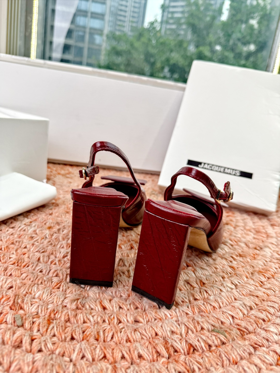 🌾G213顶级品质Lemair* 早春新款极简方头穆勒拖方头设计，自带一种慵懒的高级感。一脚蹬的穆勒版型