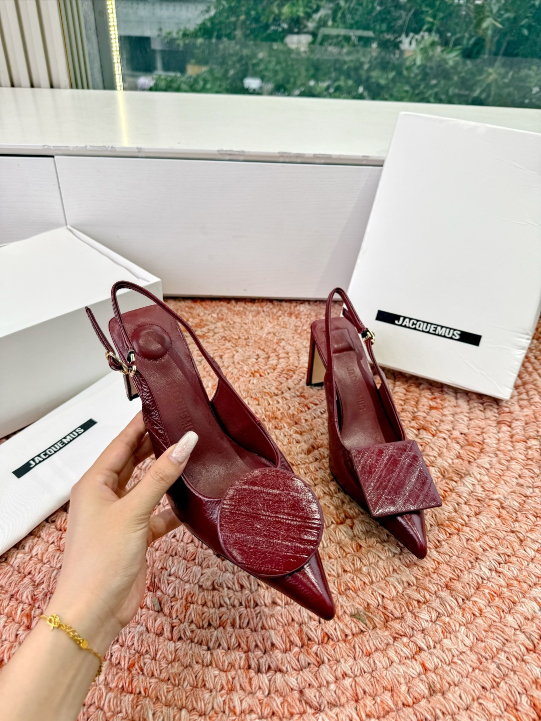 🌾G213顶级品质Lemair* 早春新款极简方头穆勒拖方头设计，自带一种慵懒的高级感。一脚蹬的穆勒版型