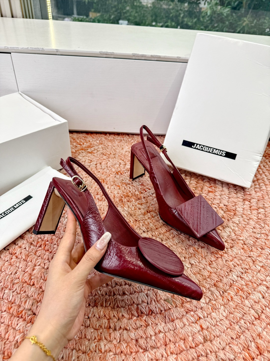 🌾G213顶级品质Lemair* 早春新款极简方头穆勒拖方头设计，自带一种慵懒的高级感。一脚蹬的穆勒版型