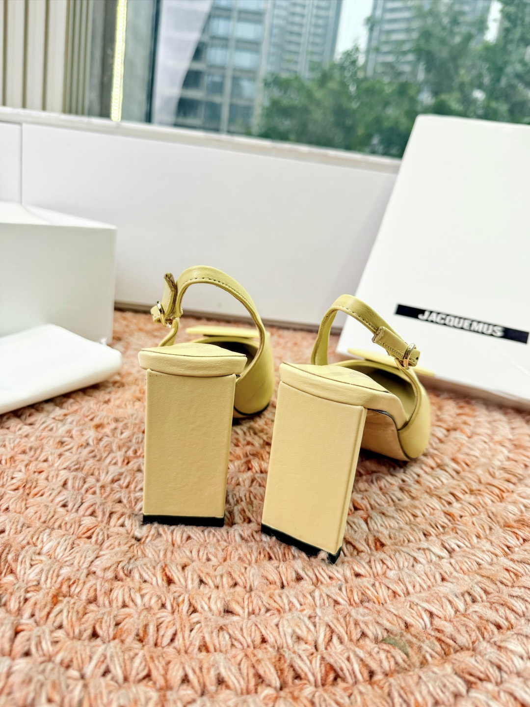 🌾G213顶级品质Lemair* 早春新款极简方头穆勒拖方头设计，自带一种慵懒的高级感。一脚蹬的穆勒版型