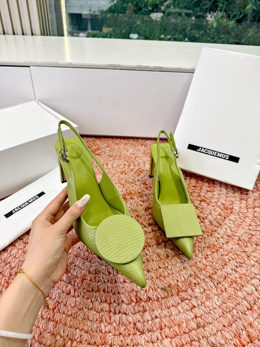 🌾G213顶级品质Lemair* 早春新款极简方头穆勒拖方头设计，自带一种慵懒的高级感。一脚蹬的穆勒版型