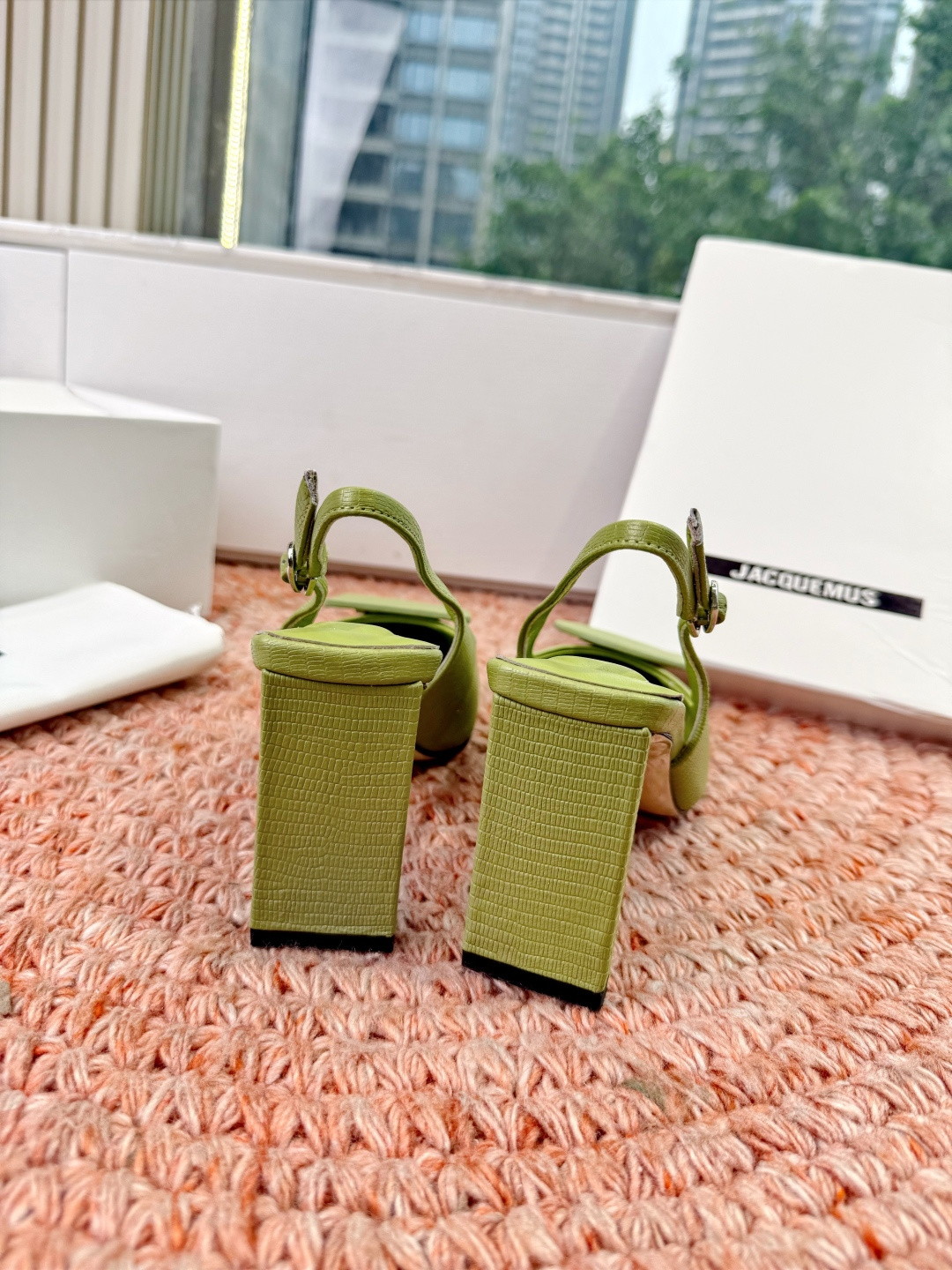 🌾G213顶级品质Lemair* 早春新款极简方头穆勒拖方头设计，自带一种慵懒的高级感。一脚蹬的穆勒版型