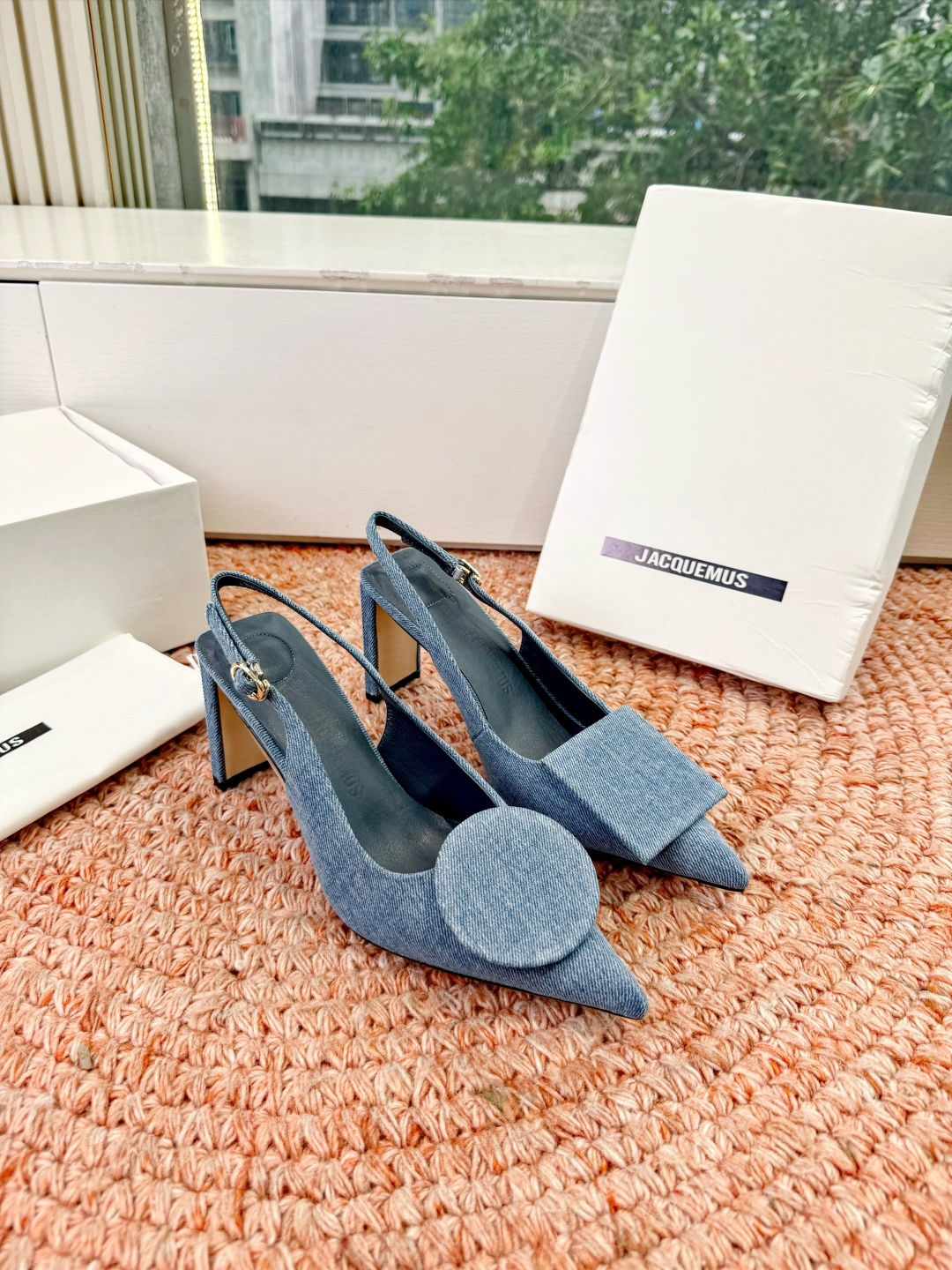 🌾G213顶级品质Lemair* 早春新款极简方头穆勒拖方头设计，自带一种慵懒的高级感。一脚蹬的穆勒版型