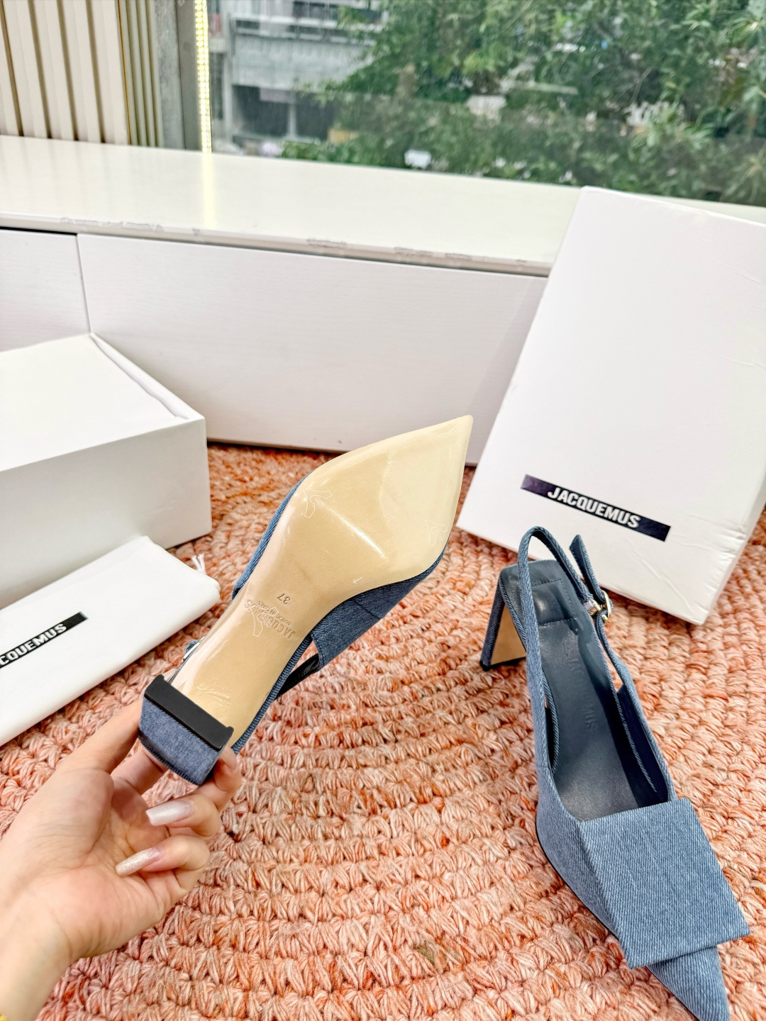 🌾G213顶级品质Lemair* 早春新款极简方头穆勒拖方头设计，自带一种慵懒的高级感。一脚蹬的穆勒版型