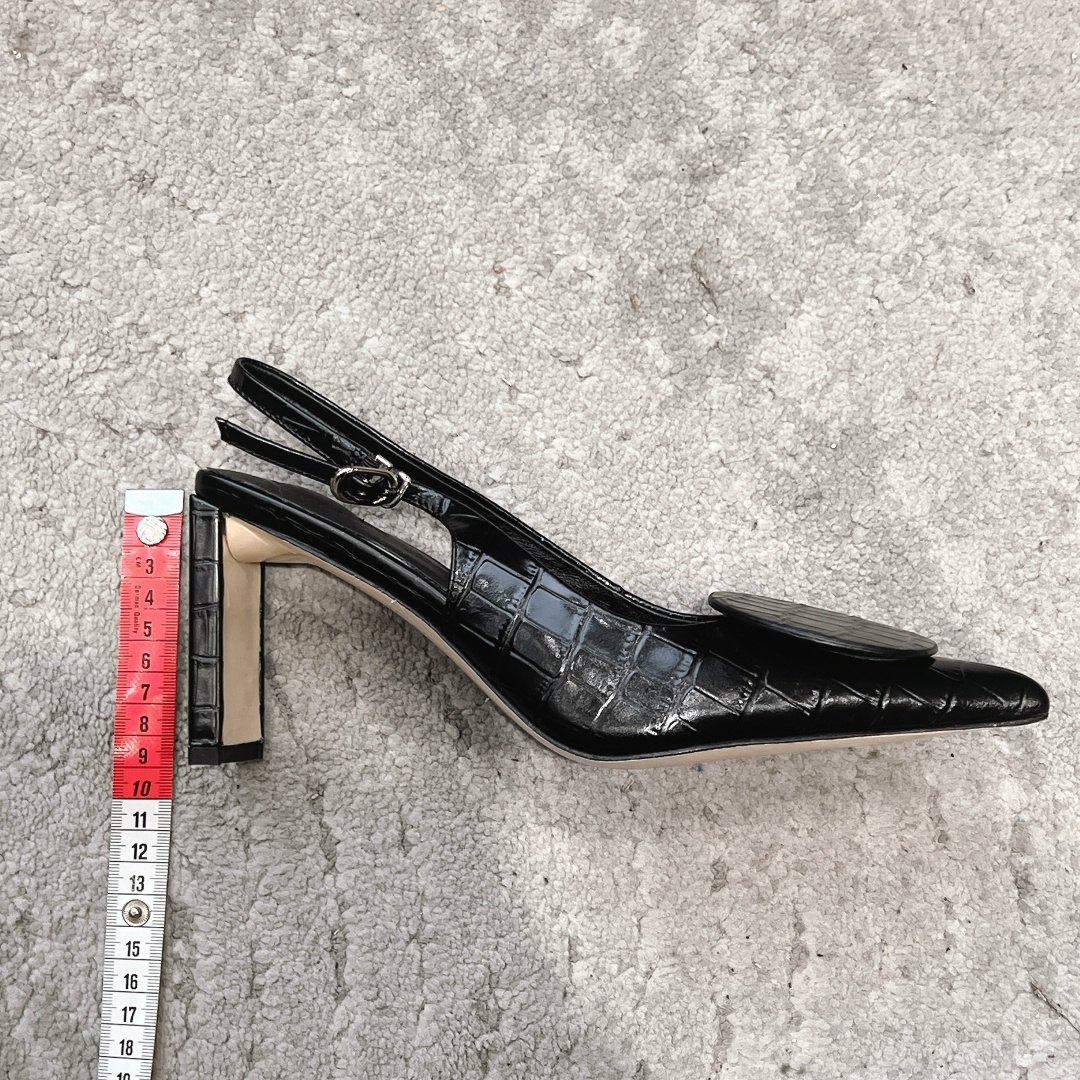 🌾G213顶级品质Lemair* 早春新款极简方头穆勒拖方头设计，自带一种慵懒的高级感。一脚蹬的穆勒版型