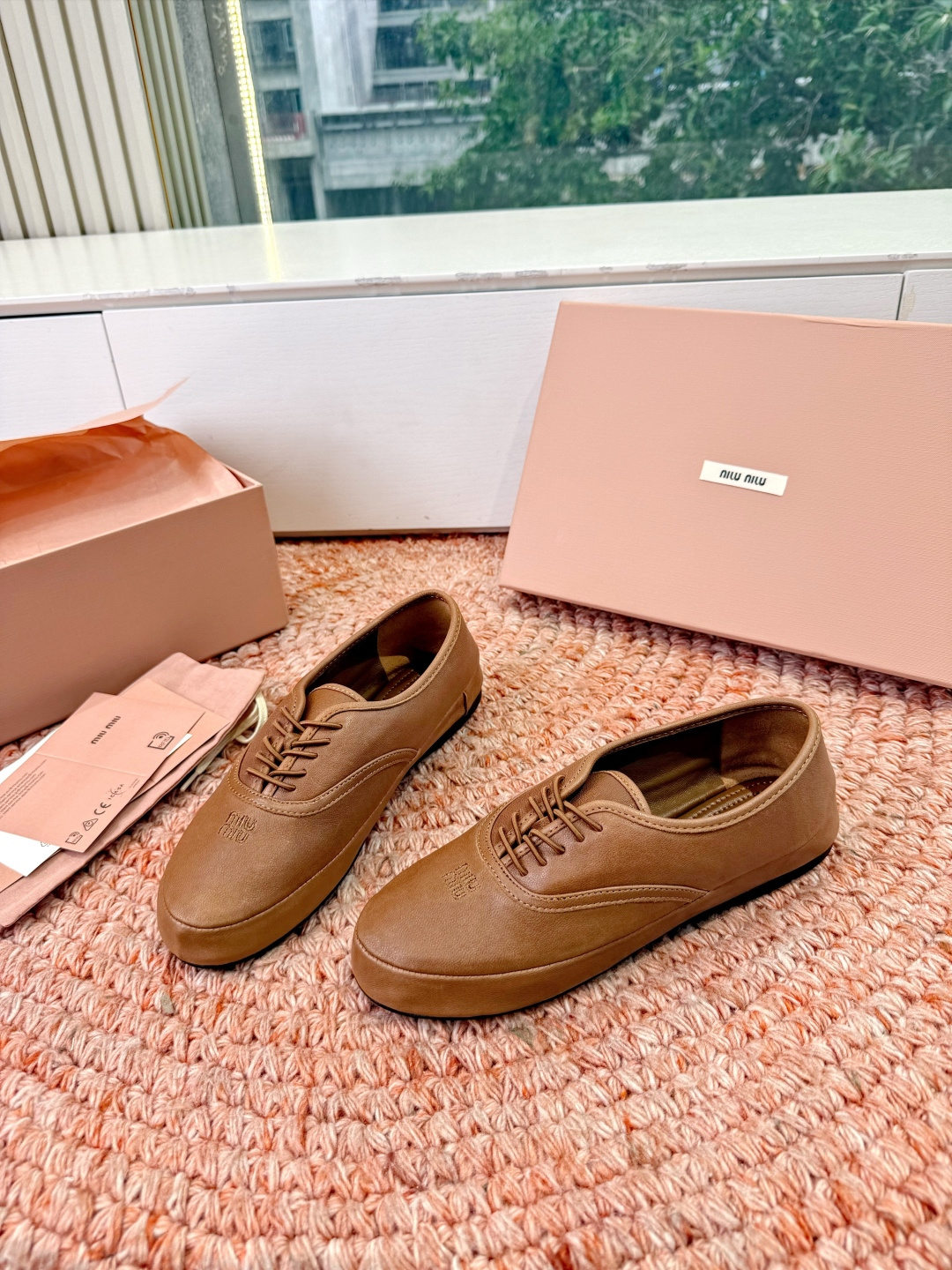 🌾G0286代购级独家上新Miu Miu2026真皮系带玛丽珍乐福鞋Zp开发 手工羊皮平底拖鞋秒杀市面版