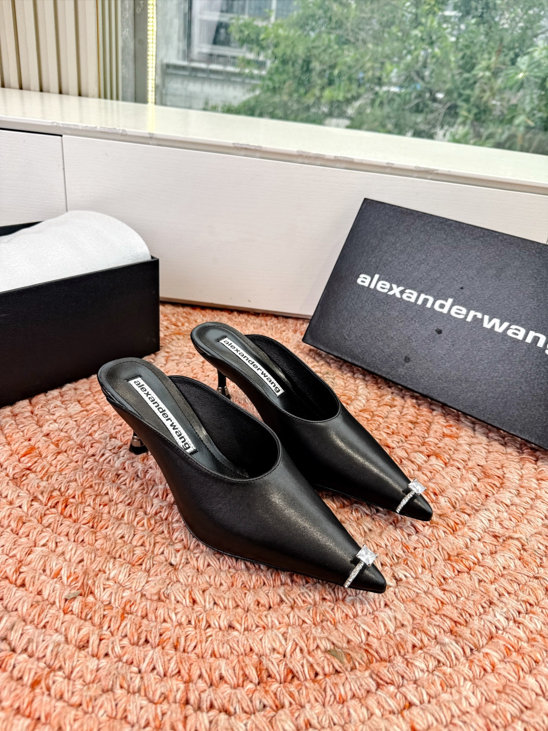 🌾G013顶级品质Alexander Wang亚历山大王 猫跟 半拖鞋原版1:1的材料 凹凸感带按摩的鞋