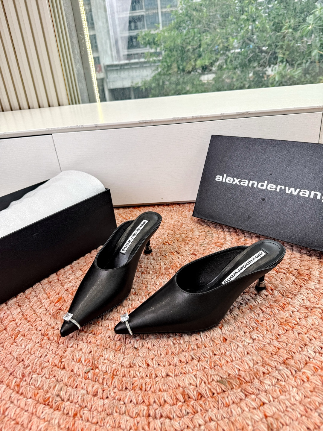 🌾G013顶级品质Alexander Wang亚历山大王 猫跟 半拖鞋原版1:1的材料 凹凸感带按摩的鞋