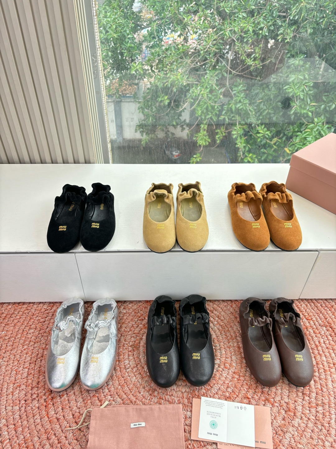 🌾所见即所得G0286顶级版本 代购级别2026春夏时装周Miu Miu谬谬新出松紧芭蕾乐福鞋真的让人一