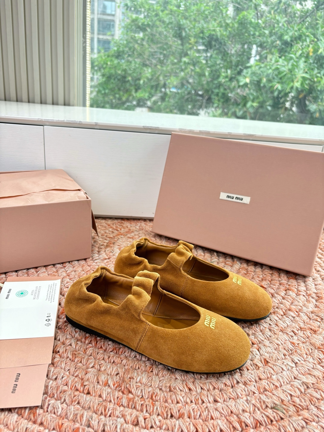 🌾所见即所得G0286顶级版本 代购级别2026春夏时装周Miu Miu谬谬新出松紧芭蕾乐福鞋真的让人一