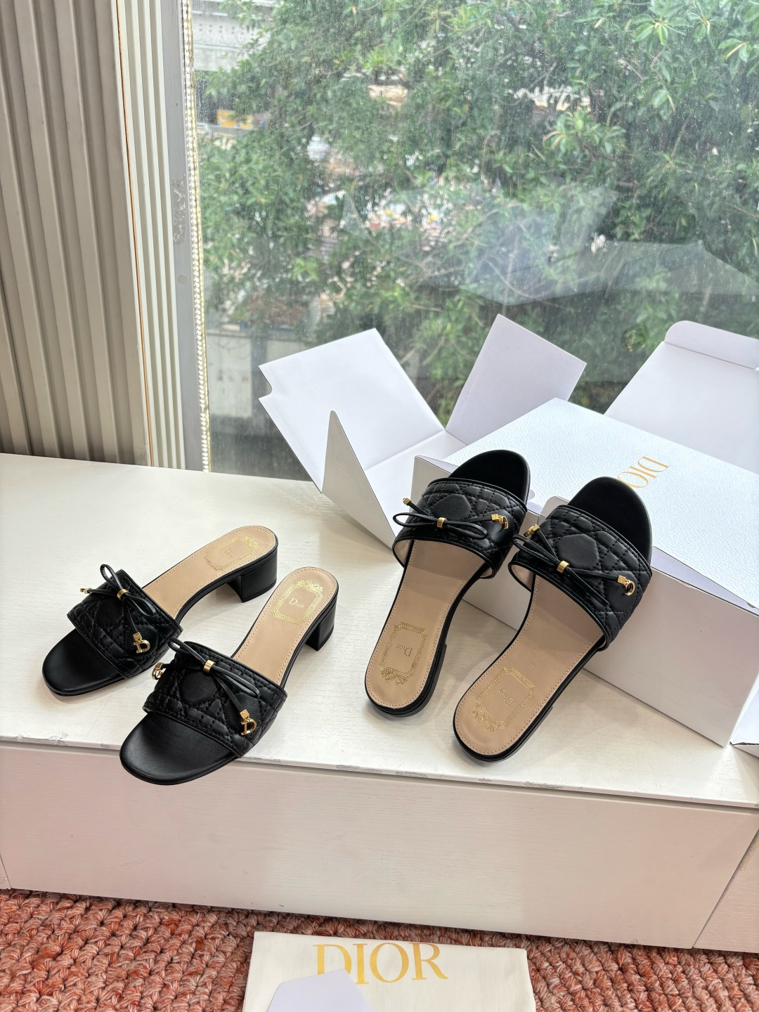 🌾G269所见即所得Dior迪奥2026春夏新款圆头平底凉鞋蝴蝶结装饰彰显品牌标志⚡满满的女人味，又优雅