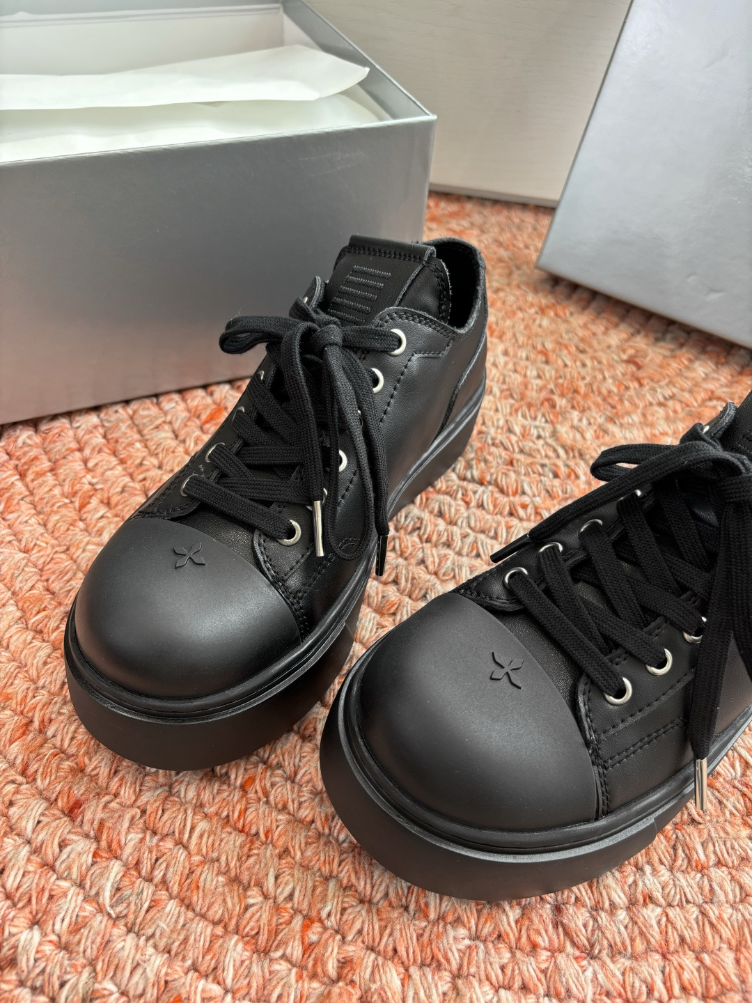 🌾所见即所得G029顶级版SMFK十字2026早春新款厚底运动鞋👟专柜断货王，一眼心动💓质感拉满，上脚无