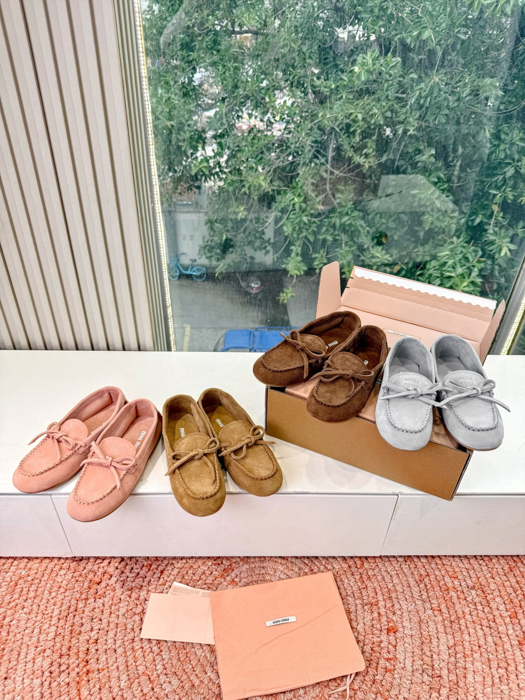 🌾G213顶级品质Miumiu×𝐵𝑎𝑙𝑎𝑛𝑐缪缪新款包拖鞋系列上新舒适度与时髦度并存的开挂全新系列，设计